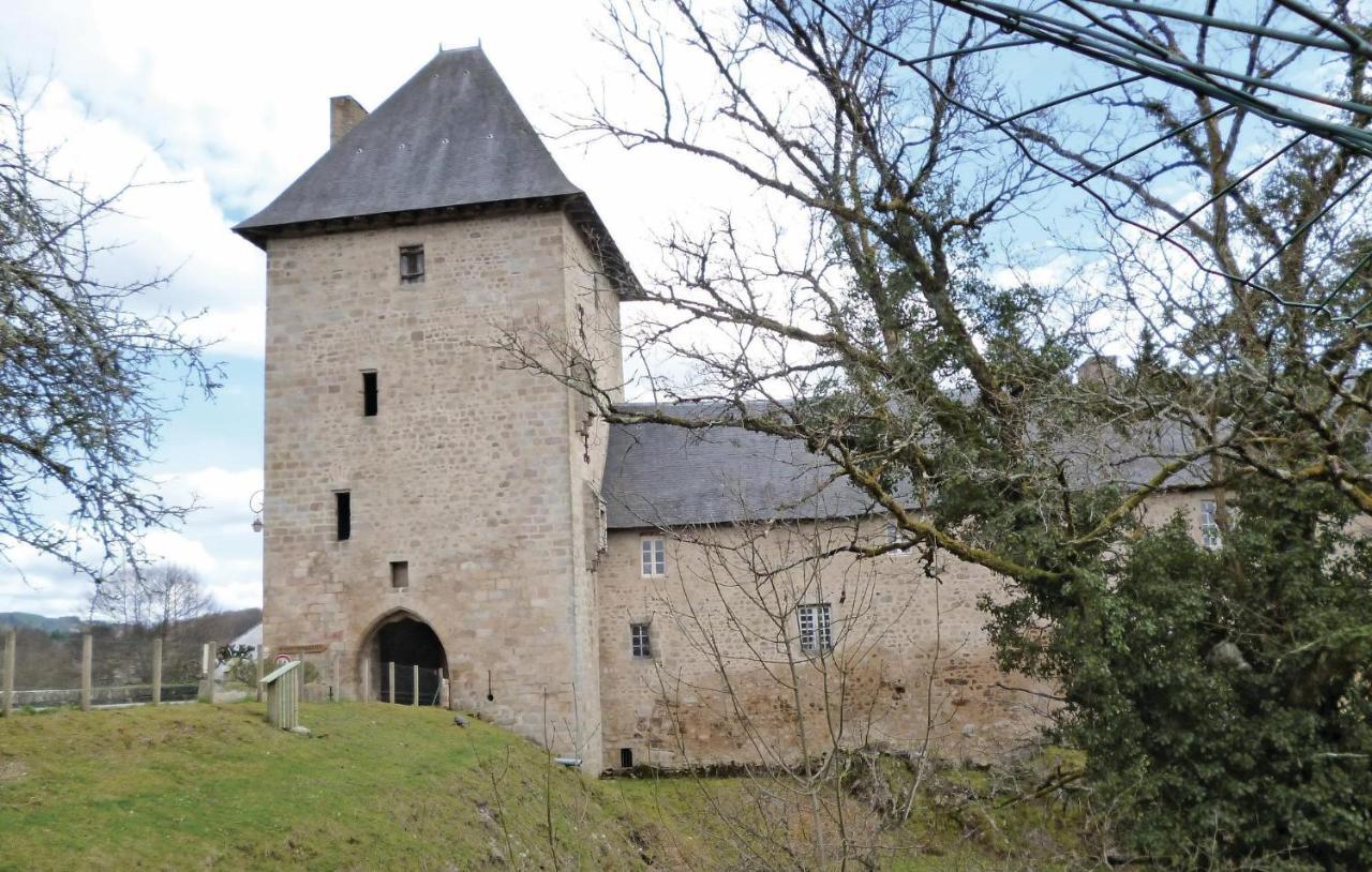 Awesome Home In Peyrat Le Chateau Buitenkant foto